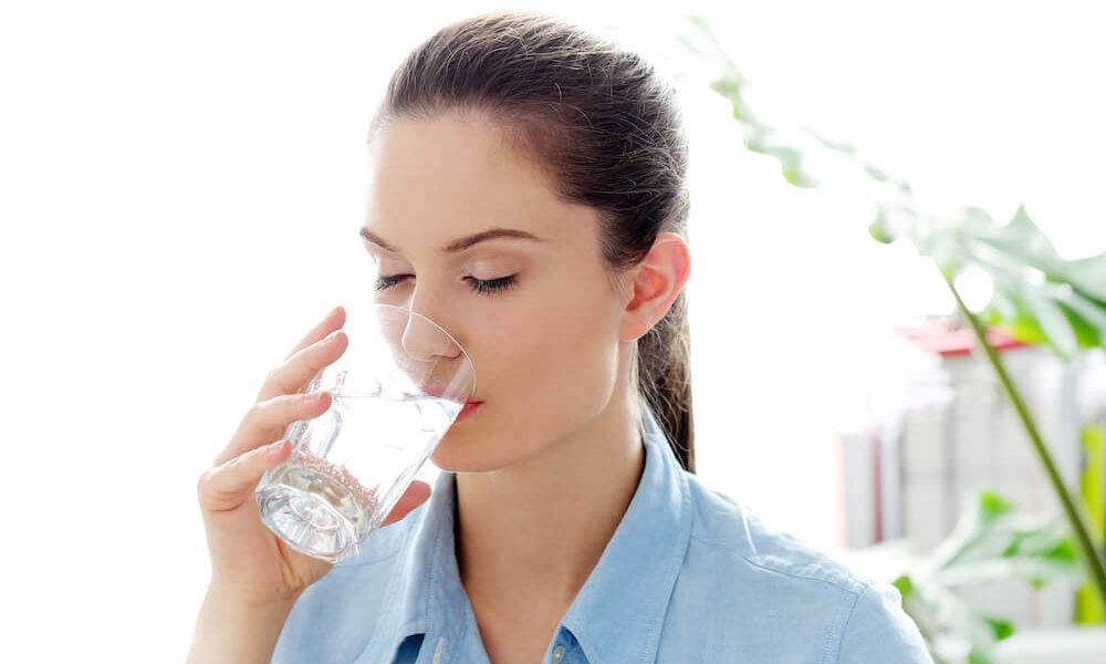 keep hydrated for acne reduction